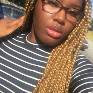 Meet your Posher, Mayaunna